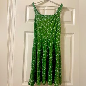Nine Britton
Desiree Back Detail Knit Dress